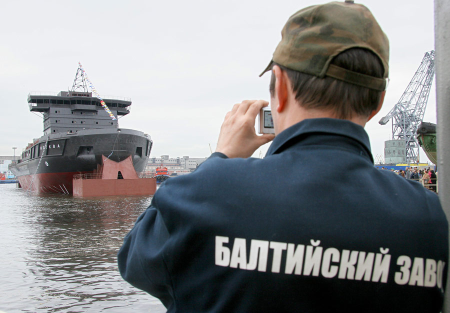 Cпуск на воду ледокола «Москва» на ОАО «Балтийский завод» в 2007 году. © Никита Крючков/ИТАР-ТАСС