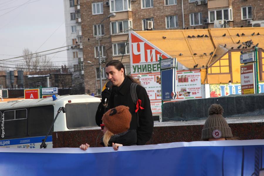 Митинг в поддержку общежитий и их защитников