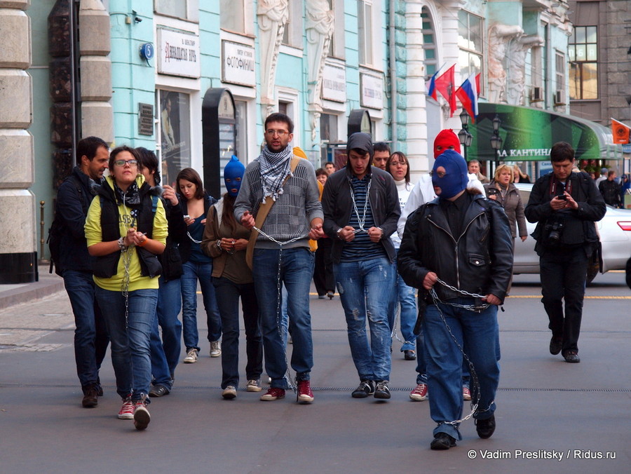  Участники акции в защиту политзаключённых.  Москва. © Vadim Preslitsky