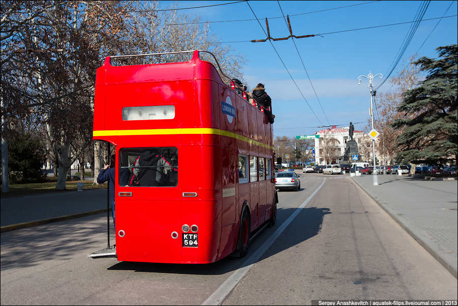 London Bus на улицах Севастополя