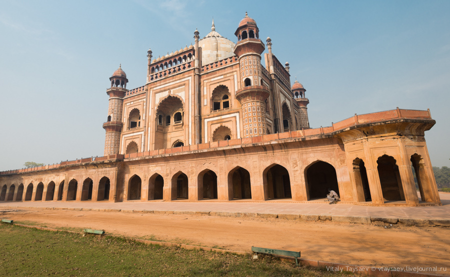 Safarjung's Tomb, Delhi