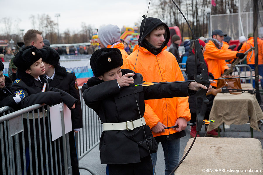 День московской полиции в Лужниках ©binorable.livejournal.com