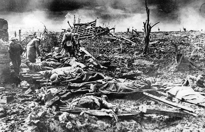 Британские солдаты, погибшие при Пашендале.