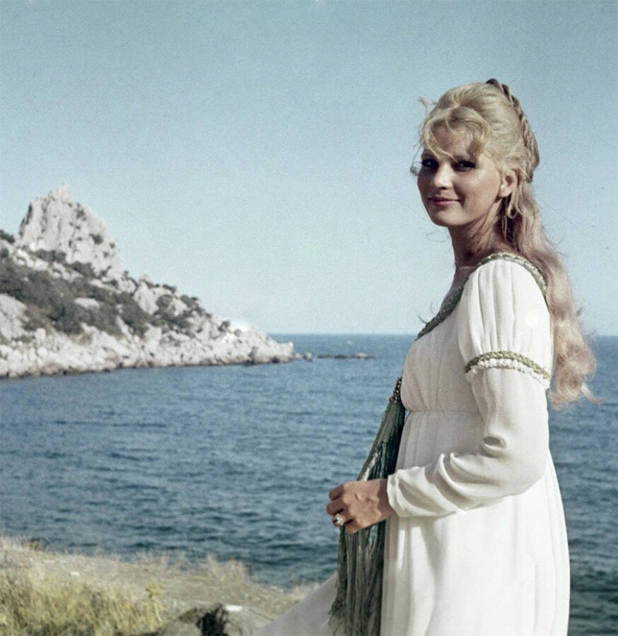 Татьяна Веденеева в фильме "Много шума из ничего" (1973 год), в котором она снялась на первом курсе ГИТИСа.