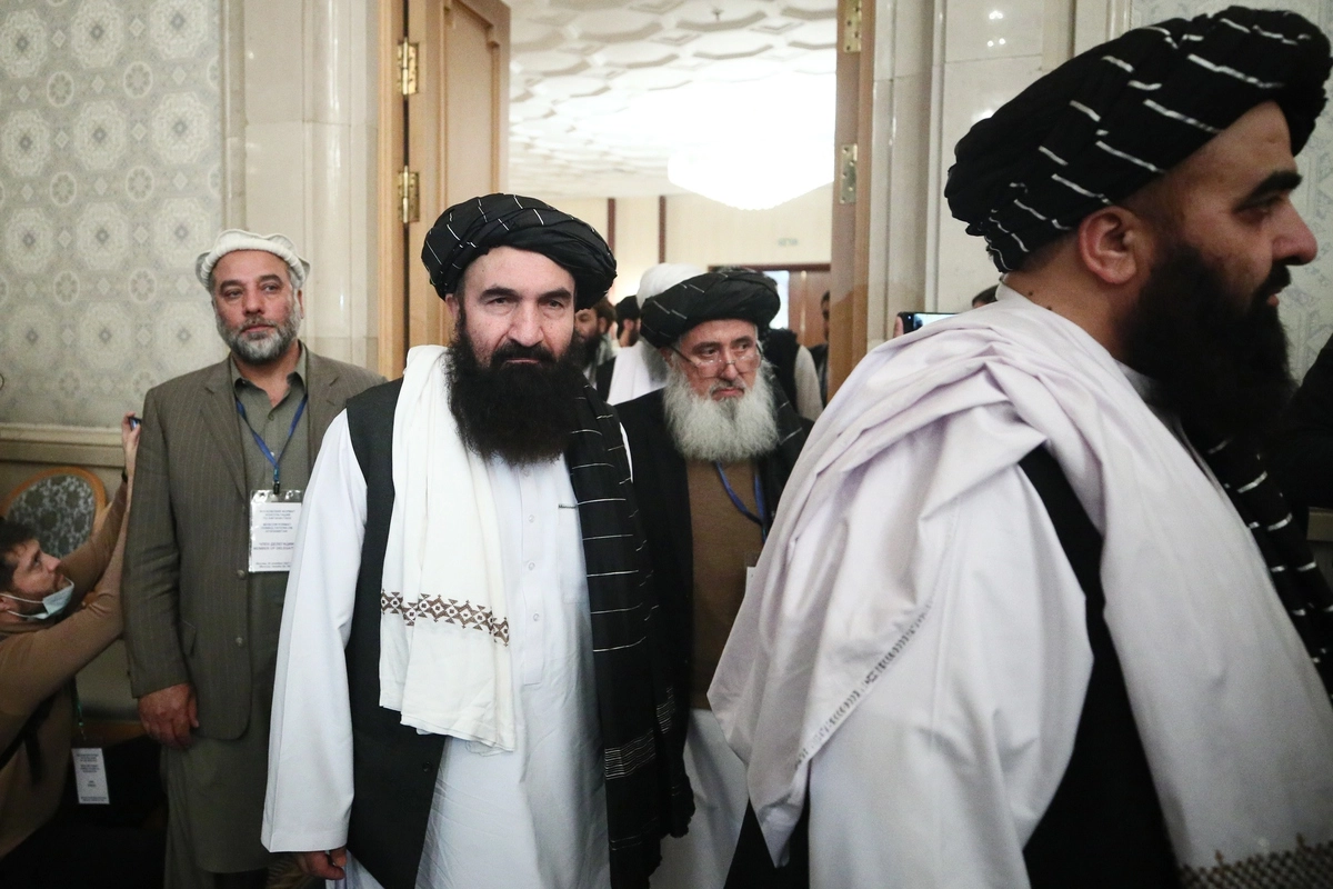 Представители делегации "Талибан" (запрещено в РФ) в "Президент-отеле".