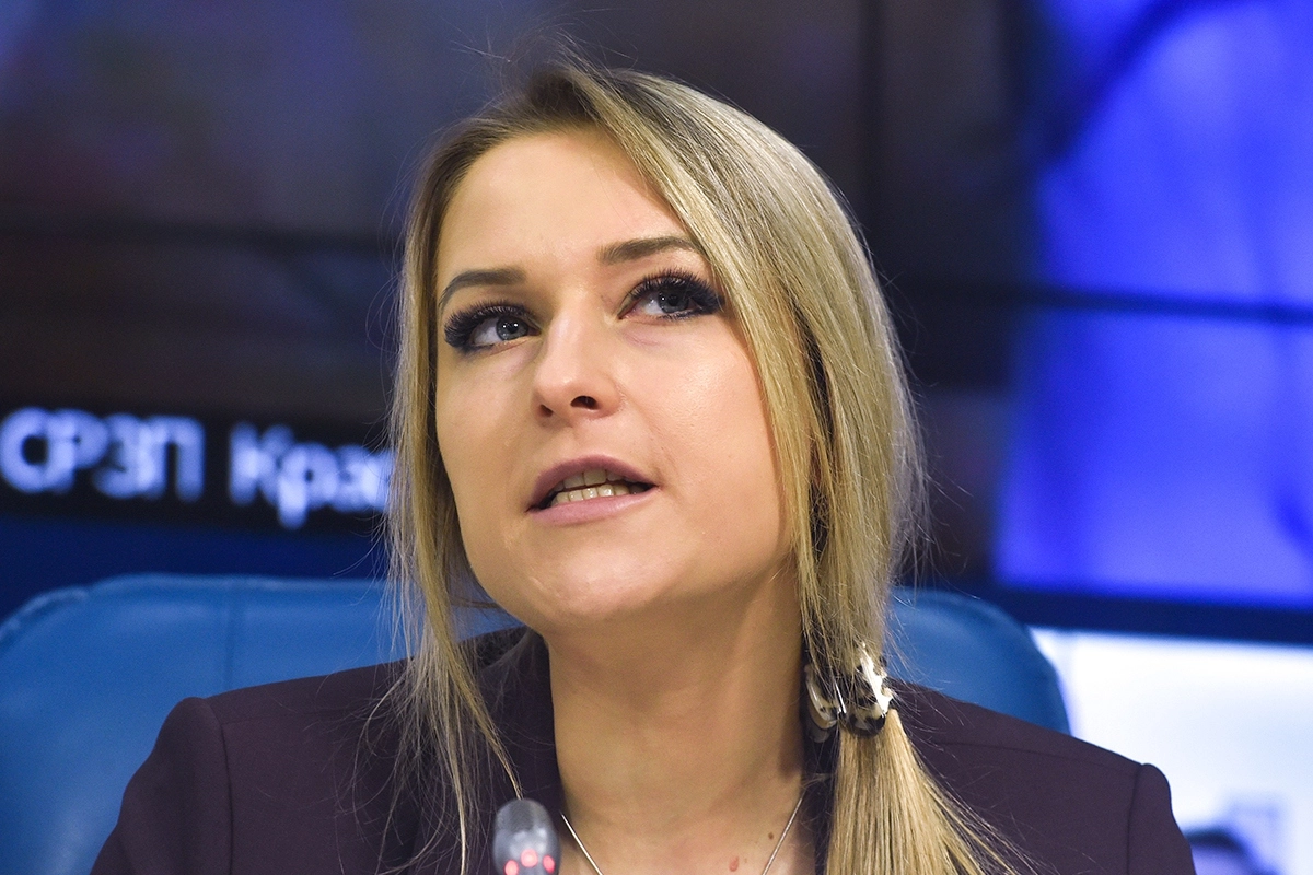 Яна Лантратова 