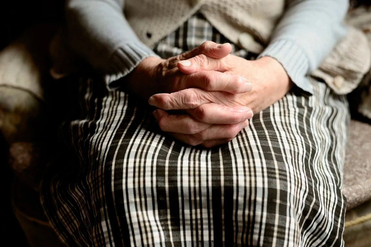 Пожилая женщина &copy; pixabay.com