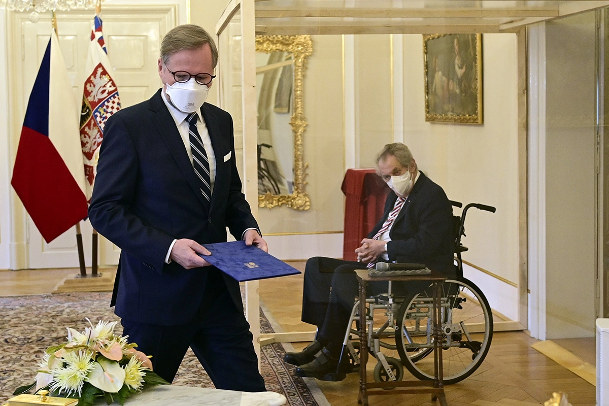 Президент Чехии Милош Земан назначил премьер-министром Чехии Петра Фиалу