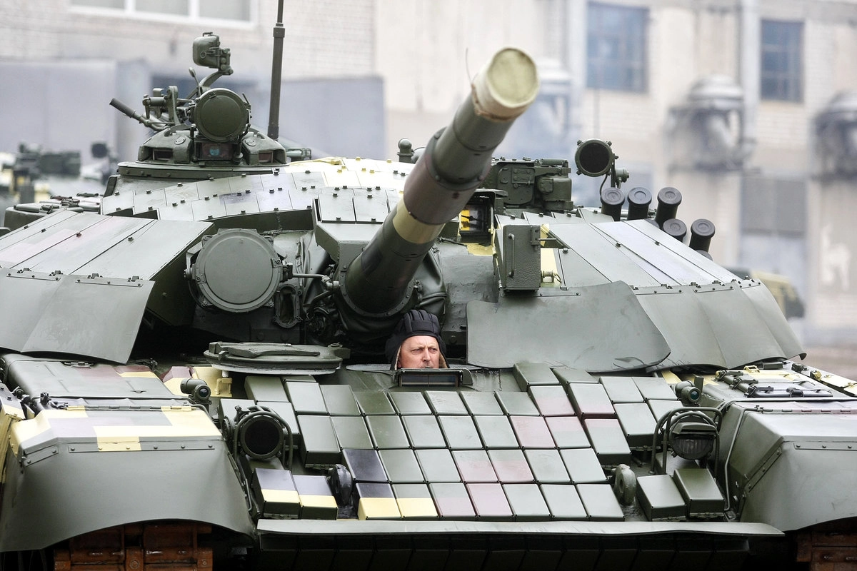 Модернизированный танк Т-72 Вооруженных сил Украины © Zuma\TASS