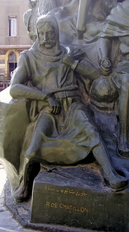 Рено Шатильонский. Деталь памятника Саладину в Дамаске. 