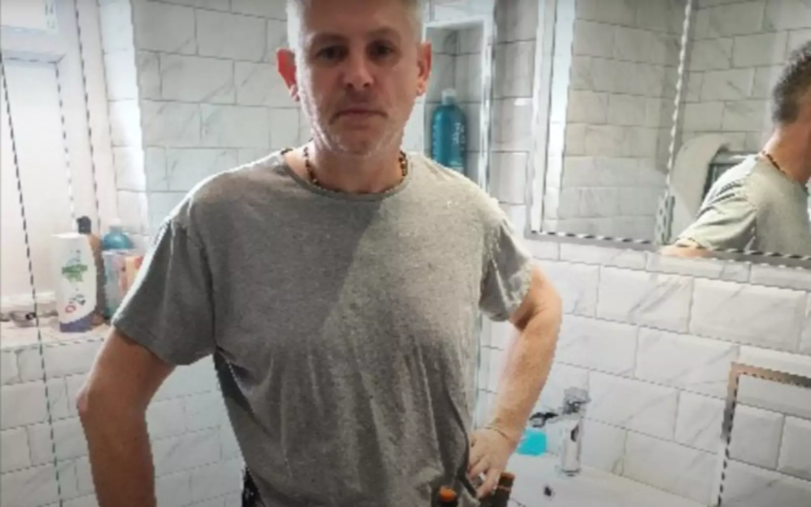 После выпуска альбома Кев планирует писать песни для других музыкантов. После выпуска альбома Кев планирует писать песни для других музыкантов.