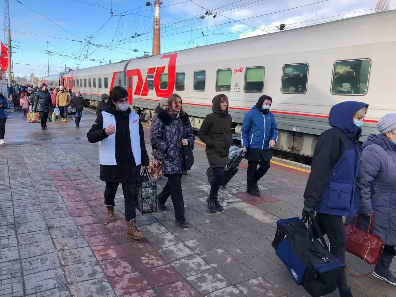 Волонтеры встречают беженцев в Воронеже