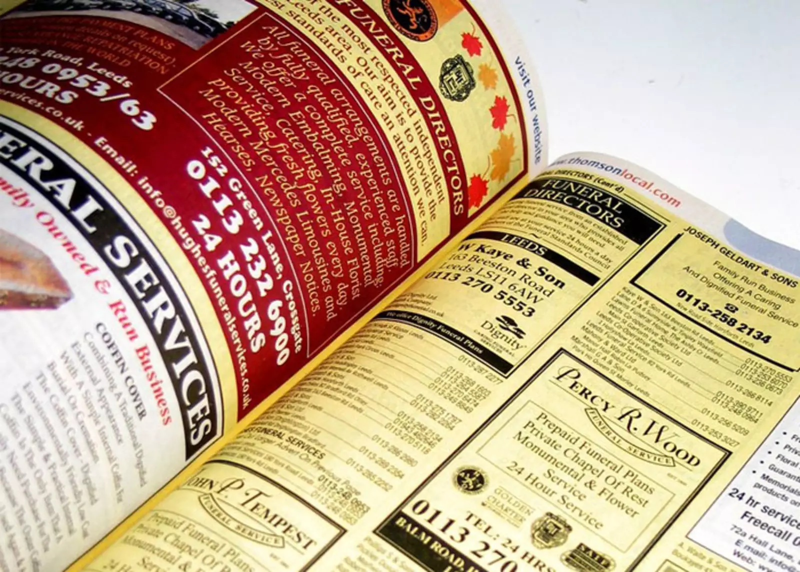 «Я не верю, что телефонные справочники, газеты, или магазины с видеопрокатом исчезнут по мере распространения интернета. Более того, я не верю, что возможно слияние телефона и компьютера», — Клиффорт Стол. «Я не верю, что телефонные справочники, газеты, или магазины с видеопрокатом исчезнут по мере распространения интернета. Более того, я не верю, что возможно слияние телефона и компьютера», — Клиффорт Стол.