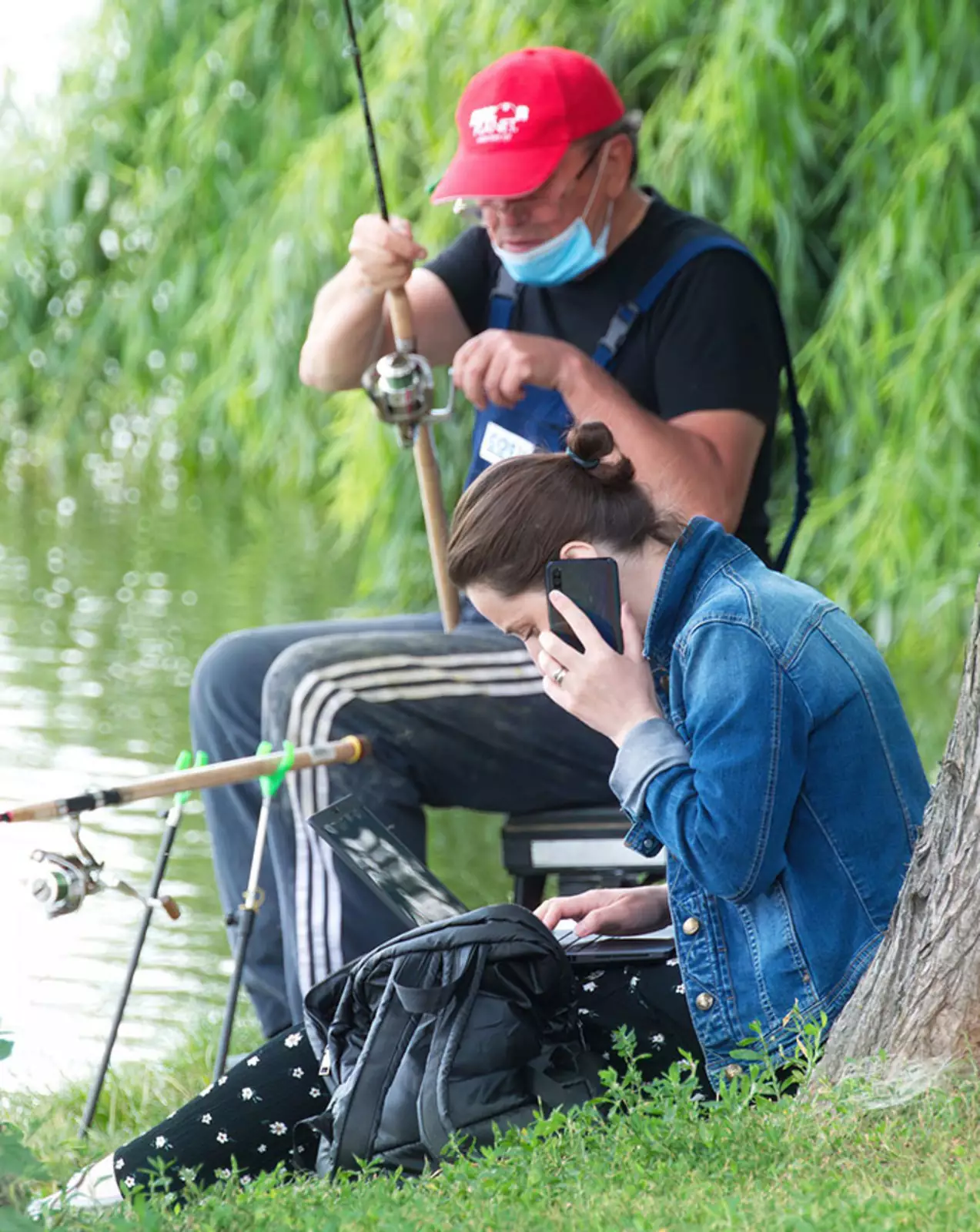 «Независимо от того, насколько недорогими становятся компьютеры, я все еще не могу представить, чтобы обычный пользователь брал их с собой на рыбалку». — слова журналиста Эрика Сандберга-Димента. «Независимо от того, насколько недорогими становятся компьютеры, я все еще не могу представить, чтобы обычный пользователь брал их с собой на рыбалку». — слова журналиста Эрика Сандберга-Димента.