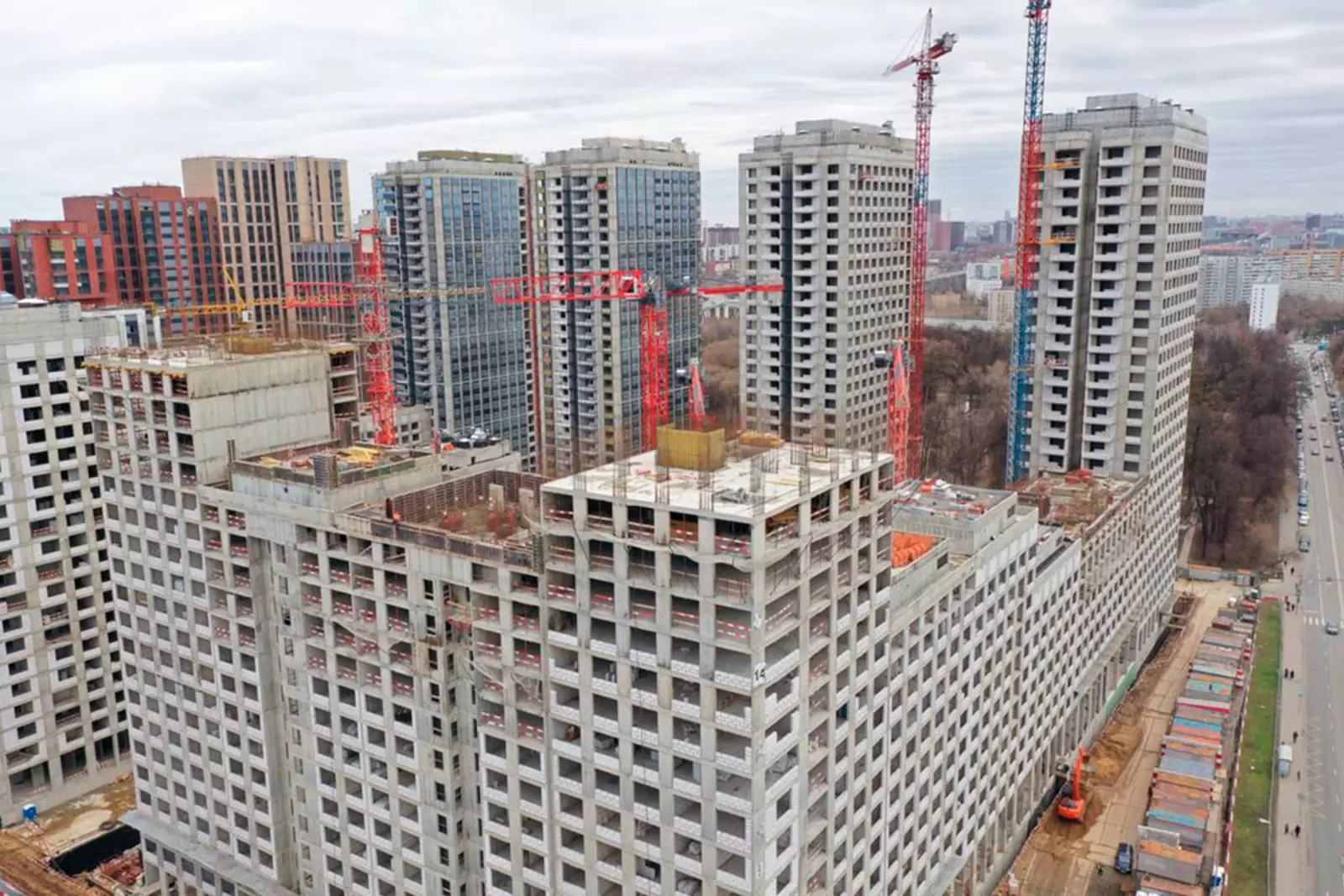 Вид с квадрокоптера на застройку территории бывшей Ховринской больницы