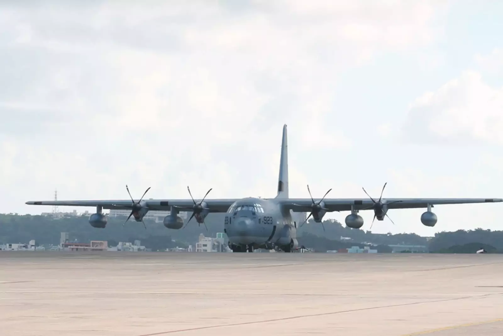 Транспортный самолёт C-130