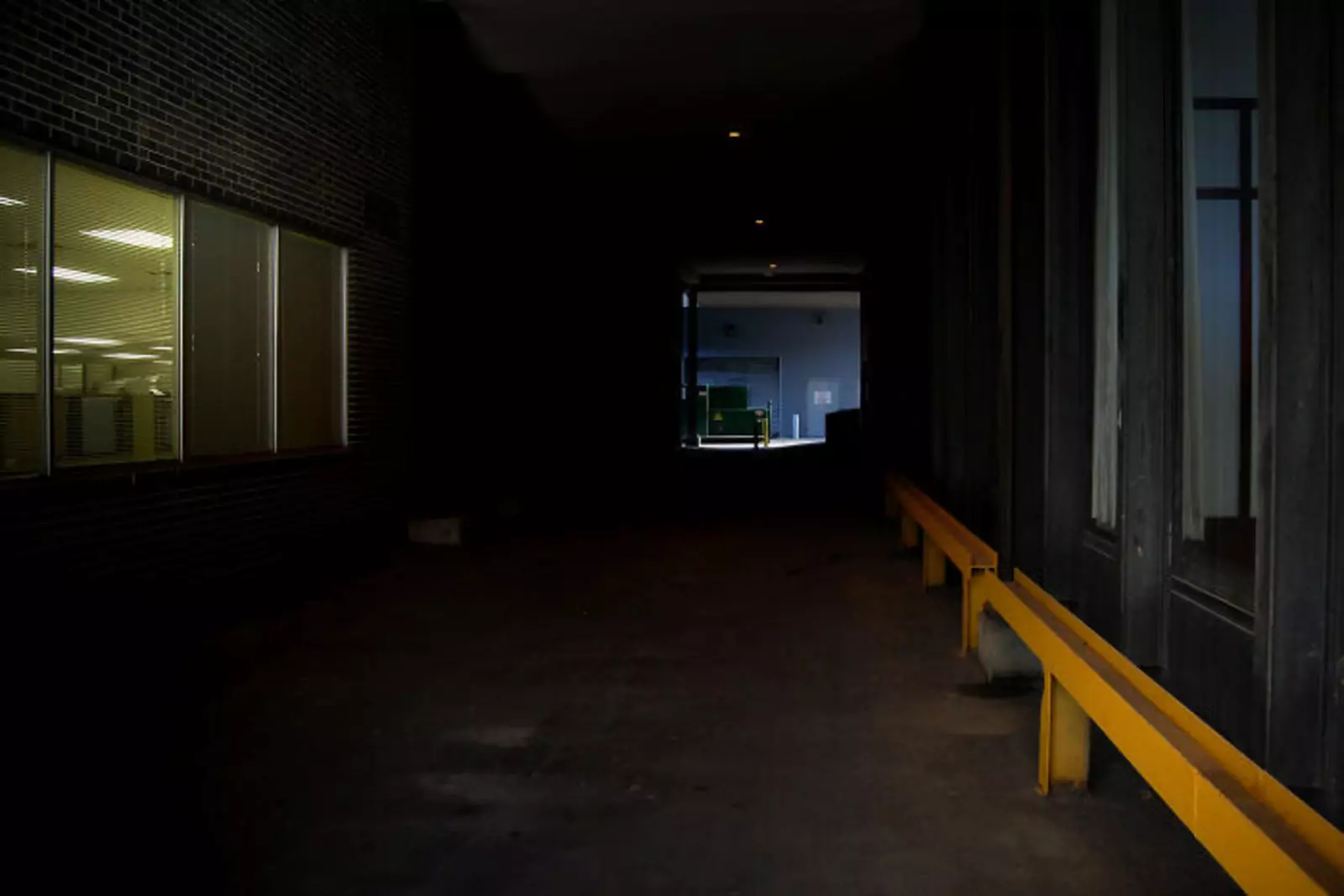 «Один хороший парень, который побеждает 20 плохих парней, потому что плохие парни нападают по очереди».